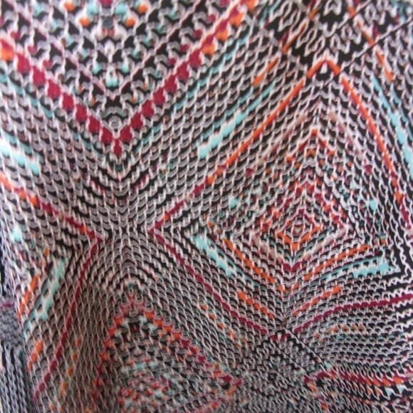 MOSSIMO Geometric Print Sleeveless Blouse Size Medium - Picture 4 of 6